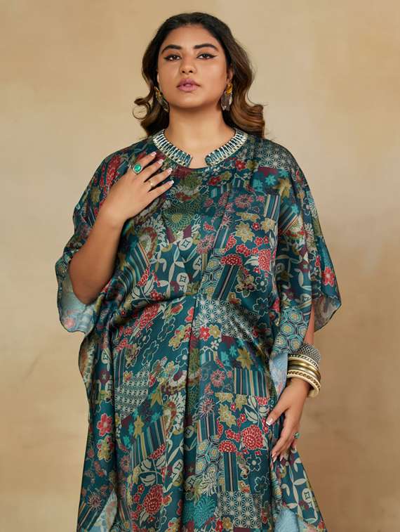 women plus size printed kimono sleeve kaftan dress - 22238763 -  Standard Image - 3