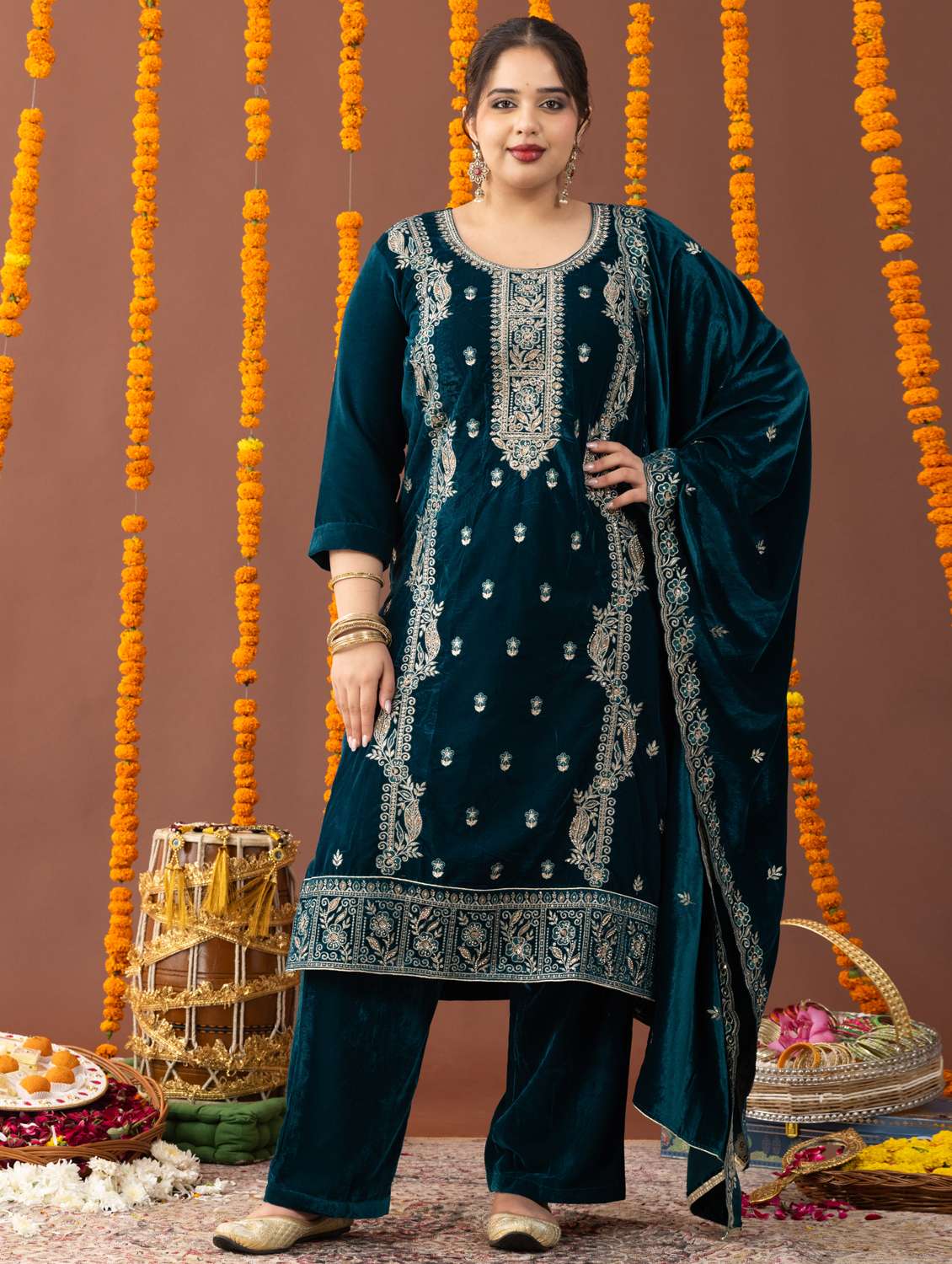 women plus size three quarter sleeve kurta pant with dupatta set