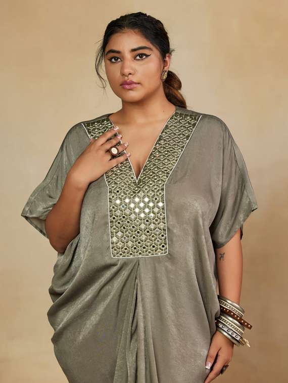 women solid with work v neck asymmetric ethnic dress - 22238796 -  Standard Image - 3