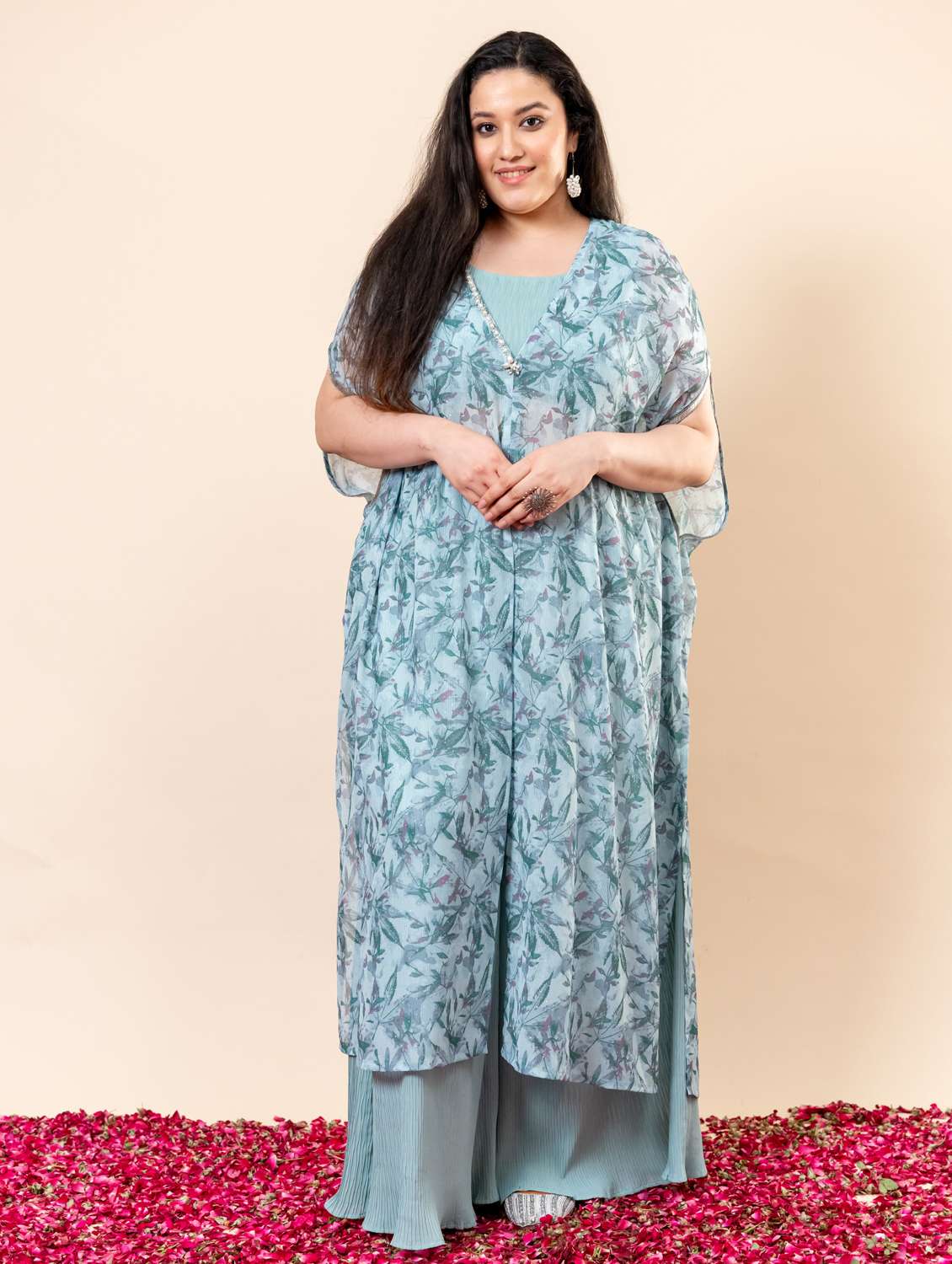 women plus size sweetheart neck fusion set