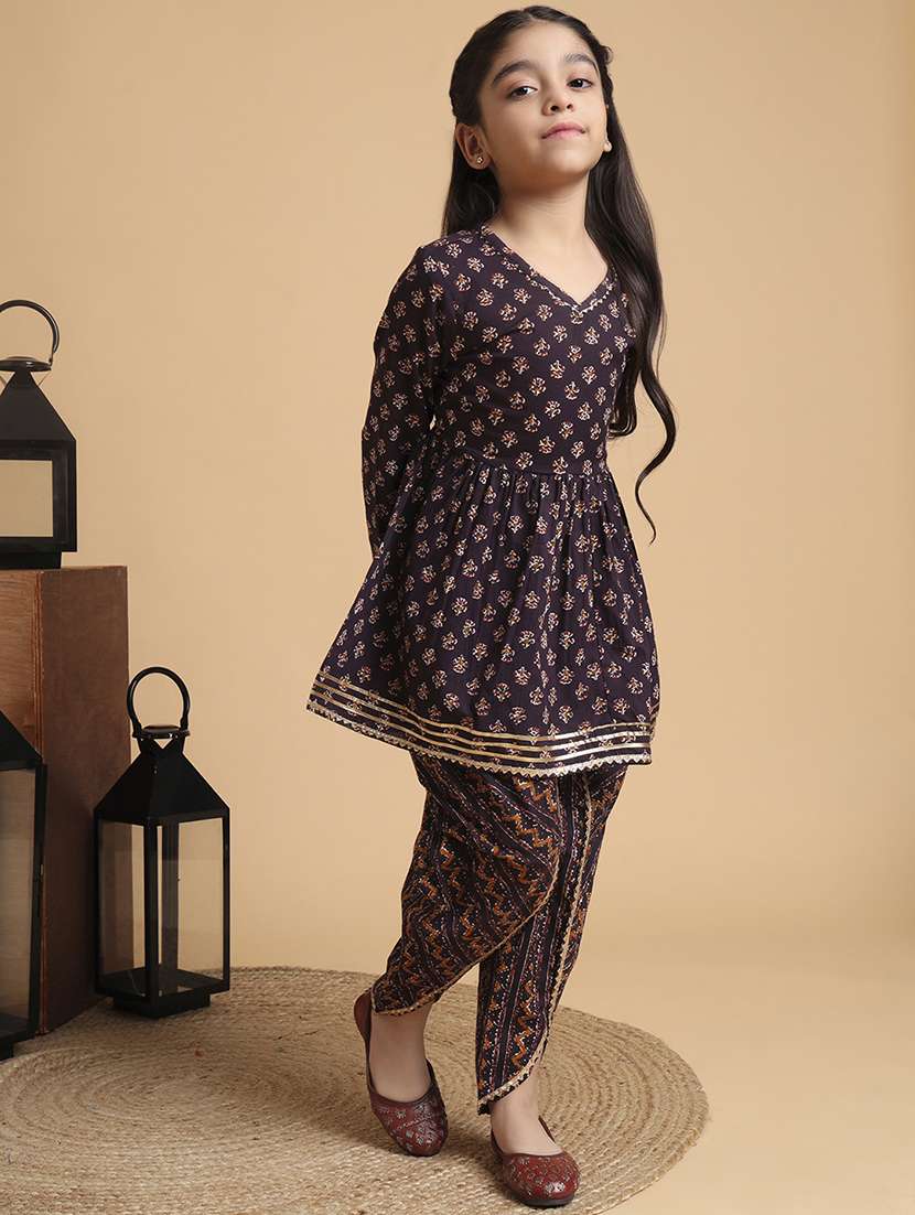 girls printed kurta and dhoti set - 22238831 -  Standard Image - 3