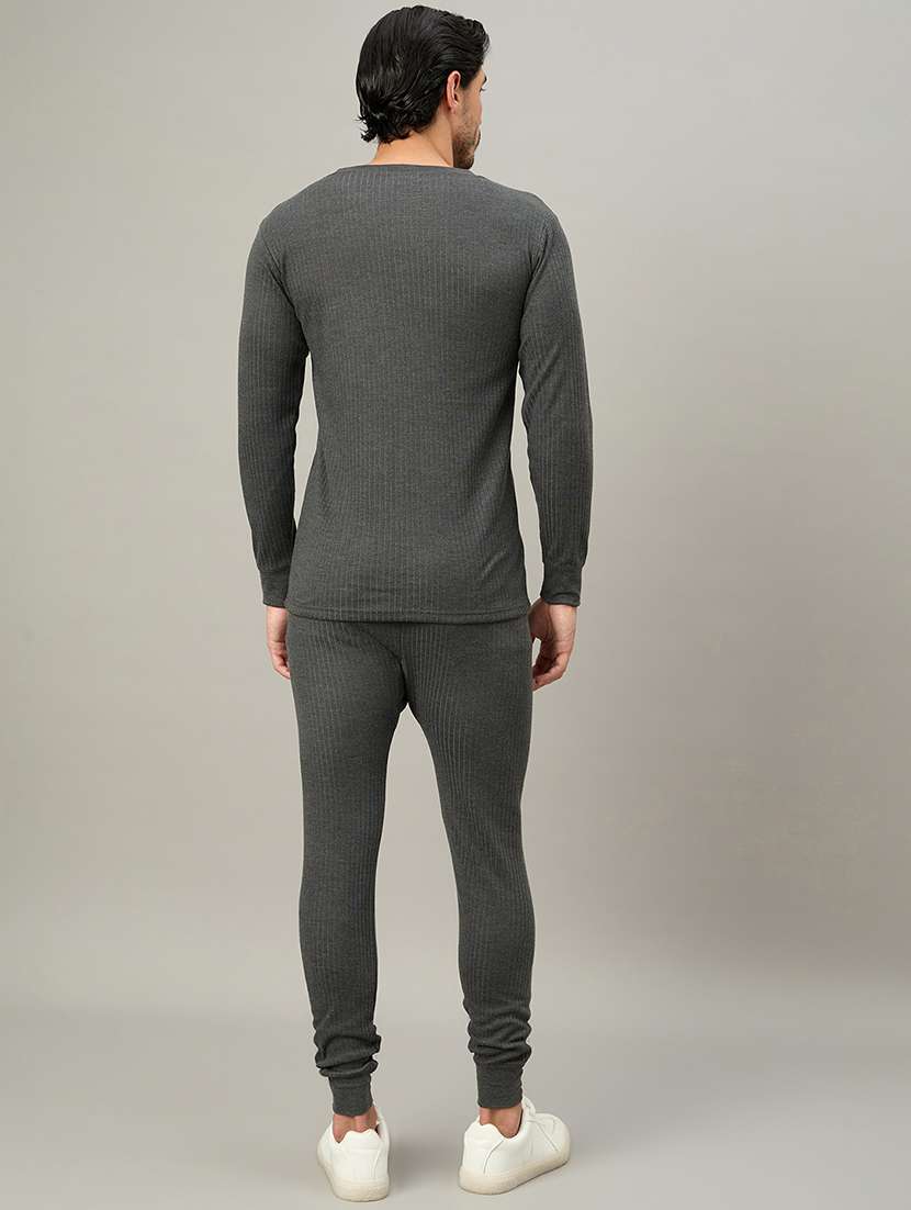 men solid round neck full length thermal set - 22239132 -  Standard Image - 3