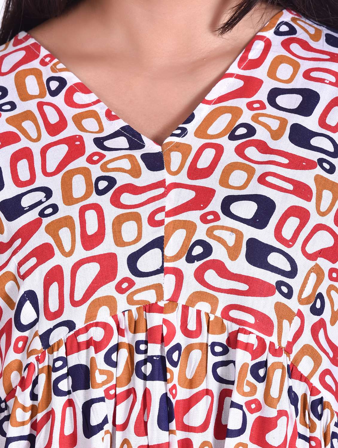 women printed bell slevee tiered dress - 22239276 -  Standard Image - 5