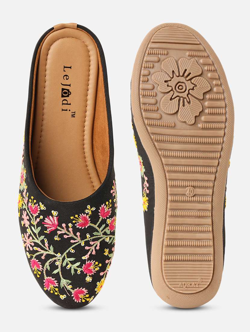 women embroidered slip on mojari - 22239317 -  Standard Image - 3