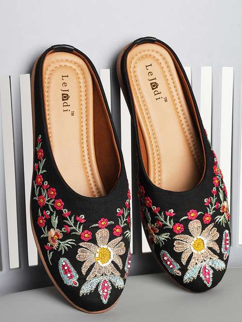 women embroidered slip on mojari - 22239322 -  Standard Image - 0