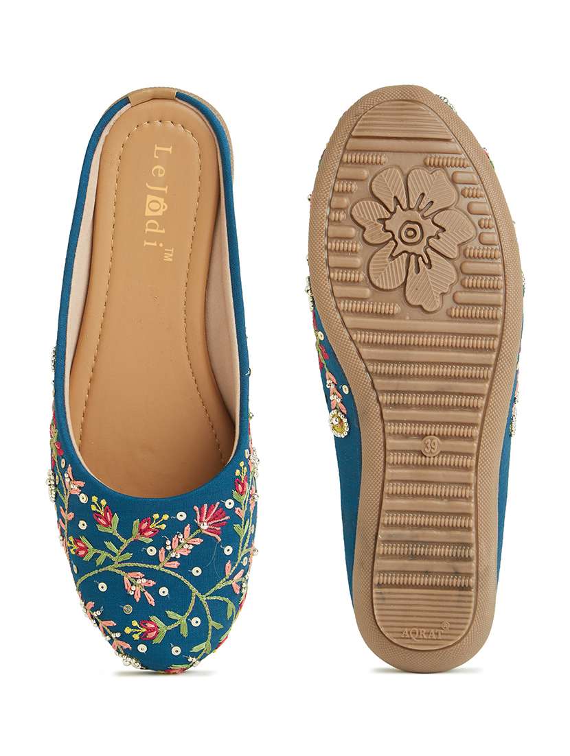 women embroidered slip on mojari - 22239325 -  Standard Image - 5