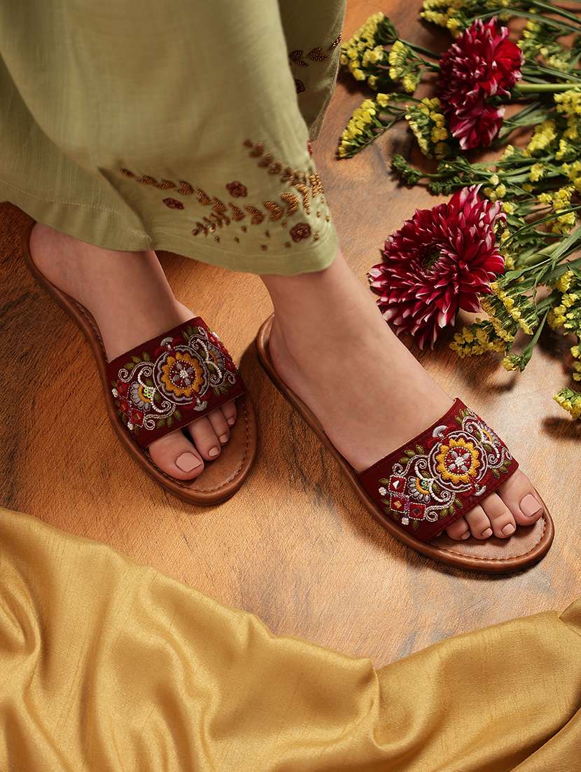 women embroidered slip on flat sandals
