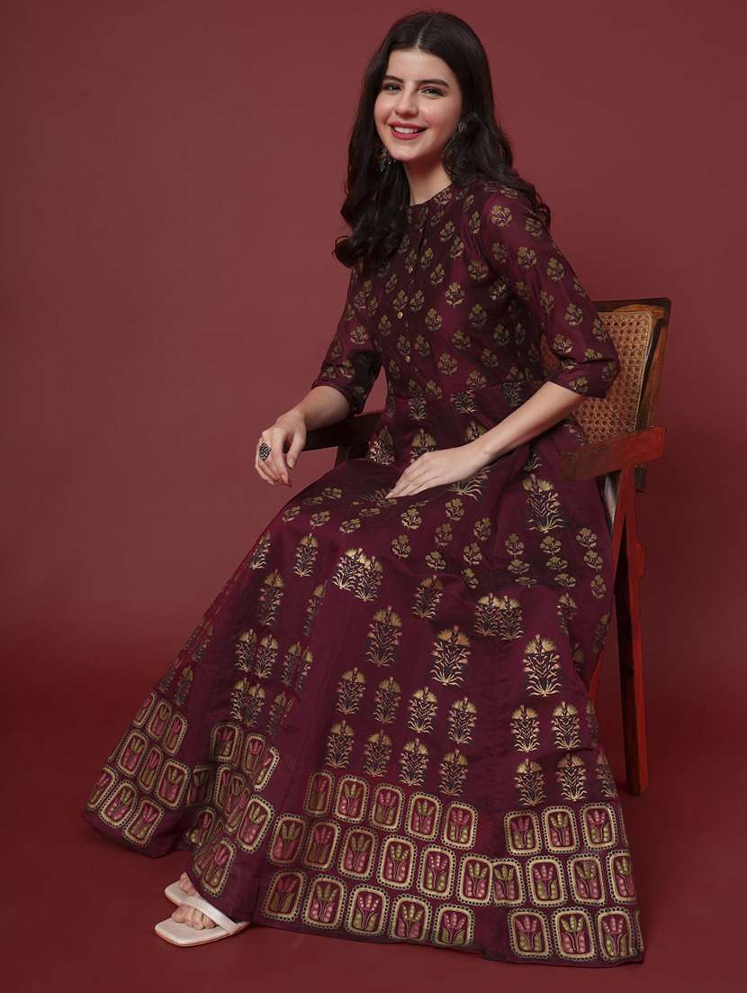 women printed three quarter sleeve flared kurta