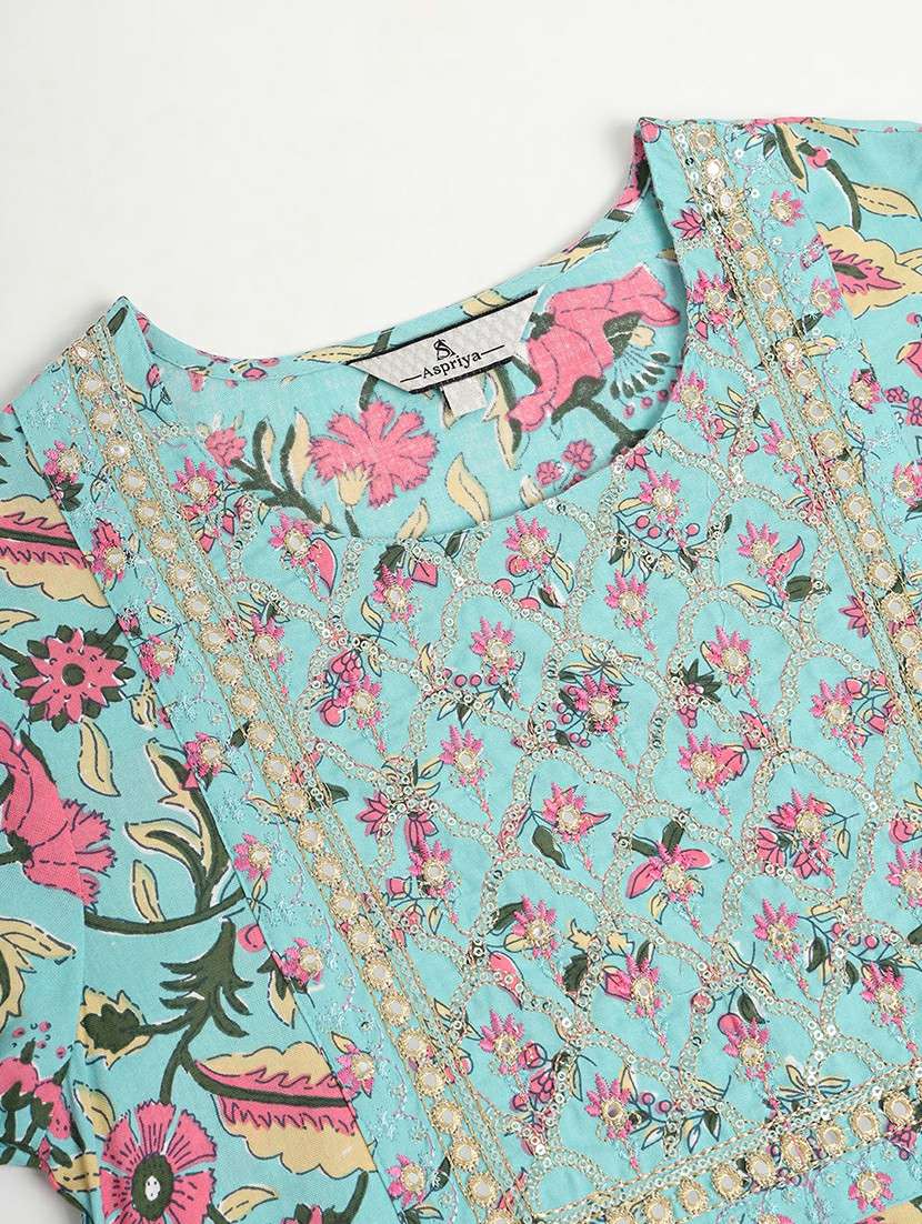 women floral three quarter sleeve kurta pant with dupatta set - 22239796 -  Standard Image - 5