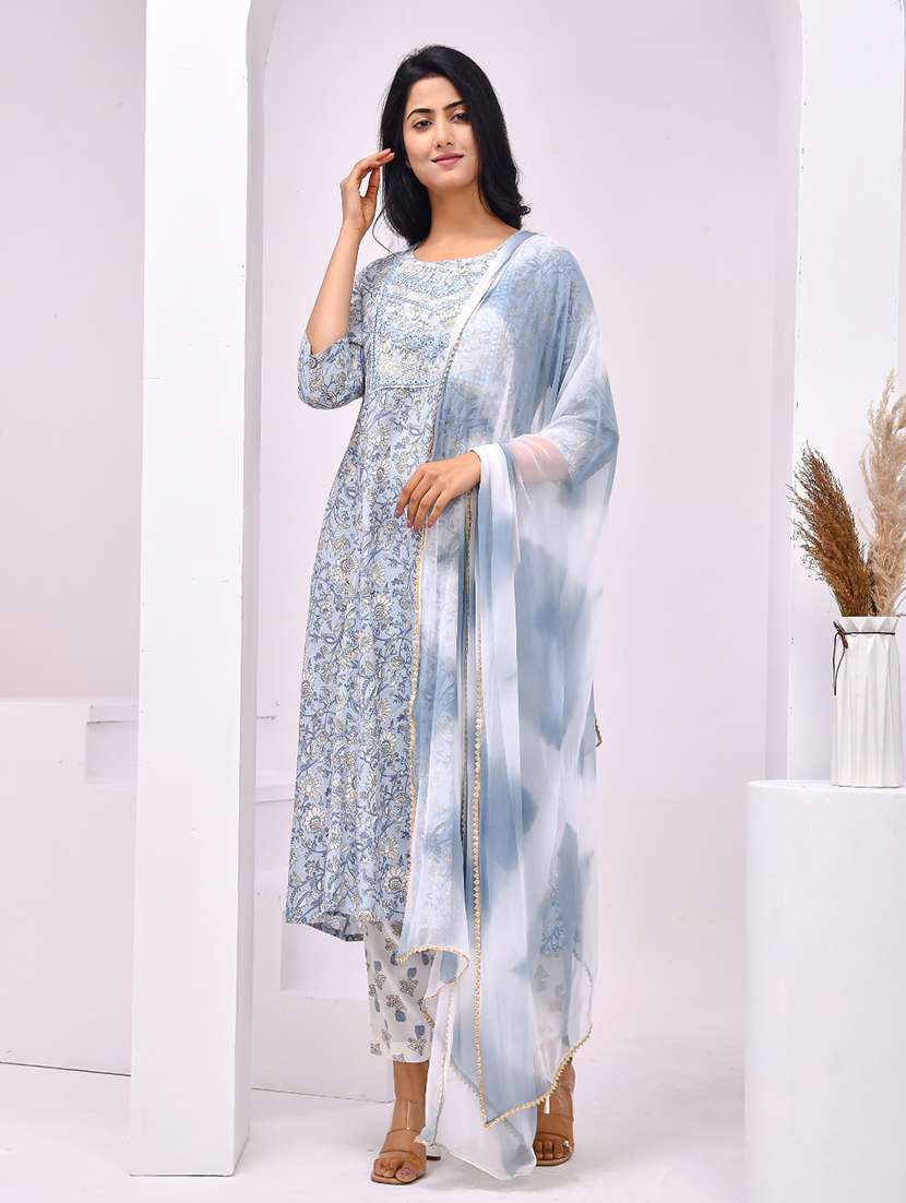 women floral three quarter sleeve kurta pant with dupatta set
