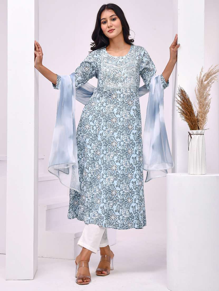 women floral three quarter sleeve kurta pant with dupatta set
