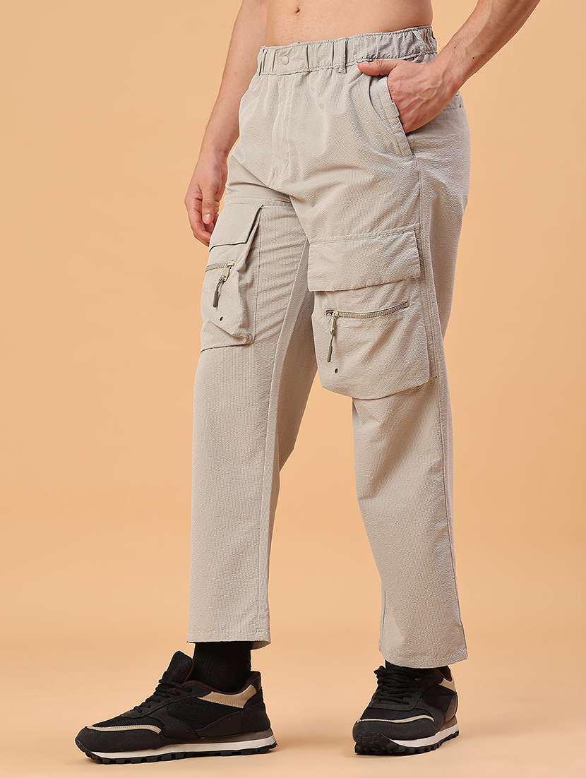 men solid mid rise regular fit cargo - 22239921 -  Standard Image - 3