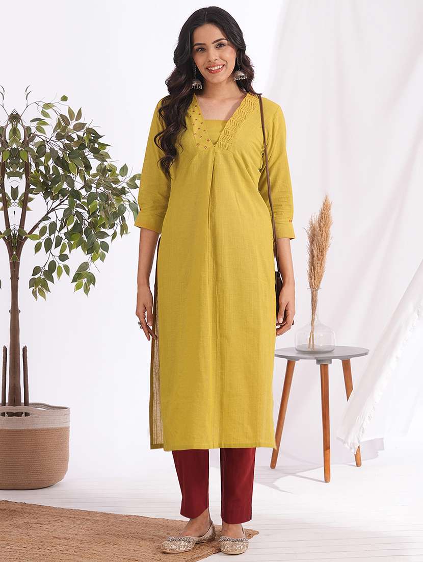 women solid with work three quarter sleeve a-line kurta