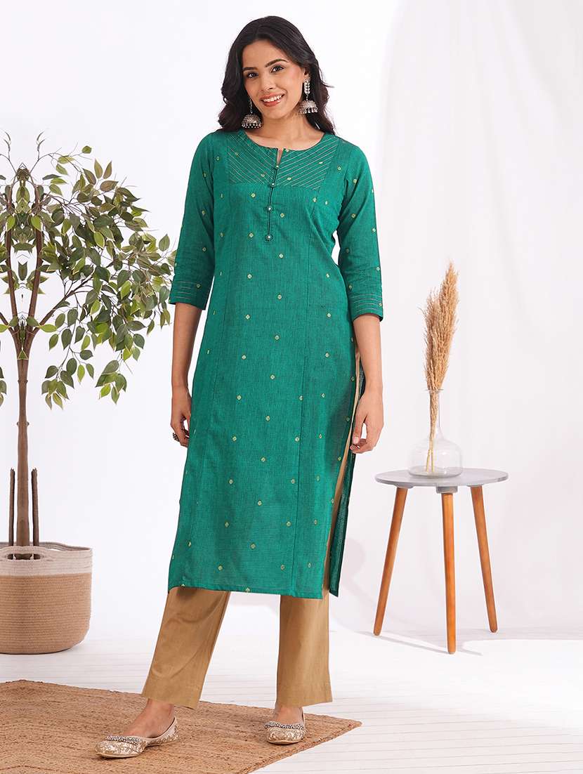 women self design three quarter sleeve straight kurta