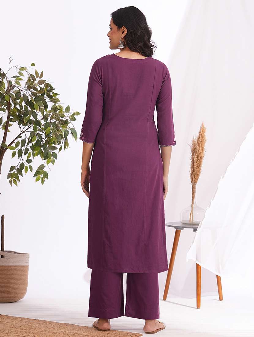 women solid with work three quarter sleeve straight kurta - 22240417 -  Standard Image - 3