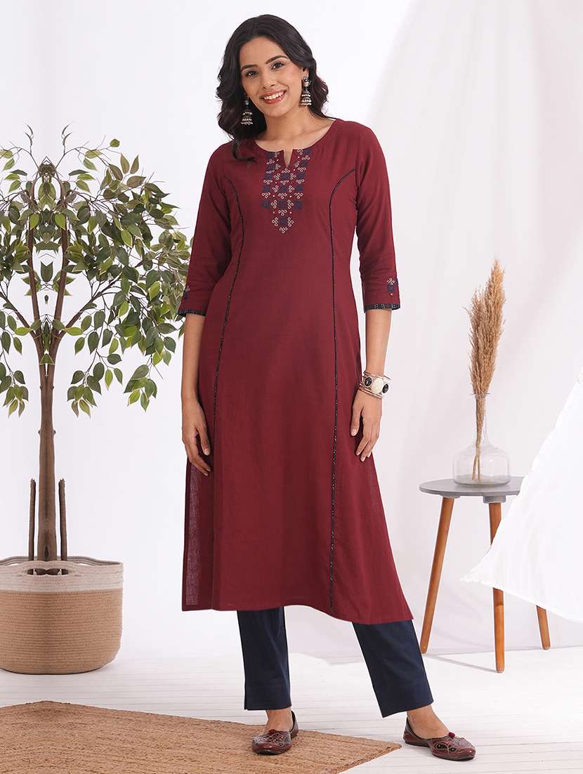 women solid with work three quarter sleeve straight kurta