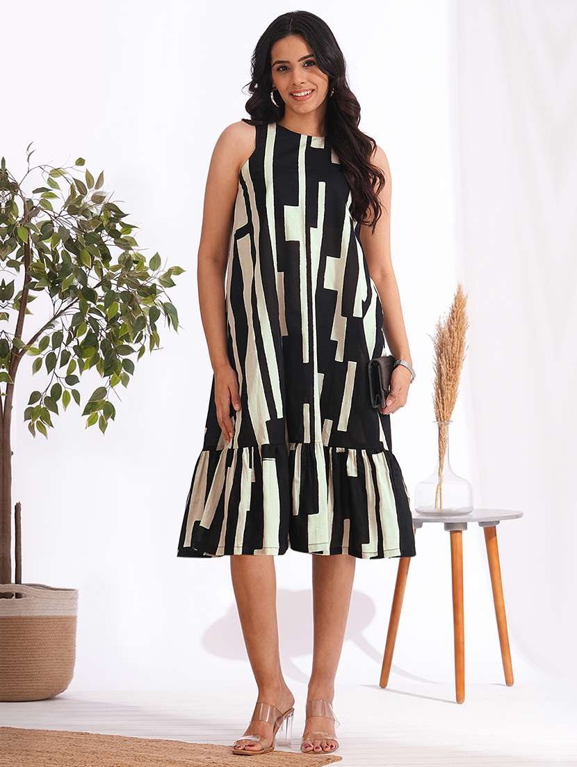 women printed sleeve tiered dress with pocket