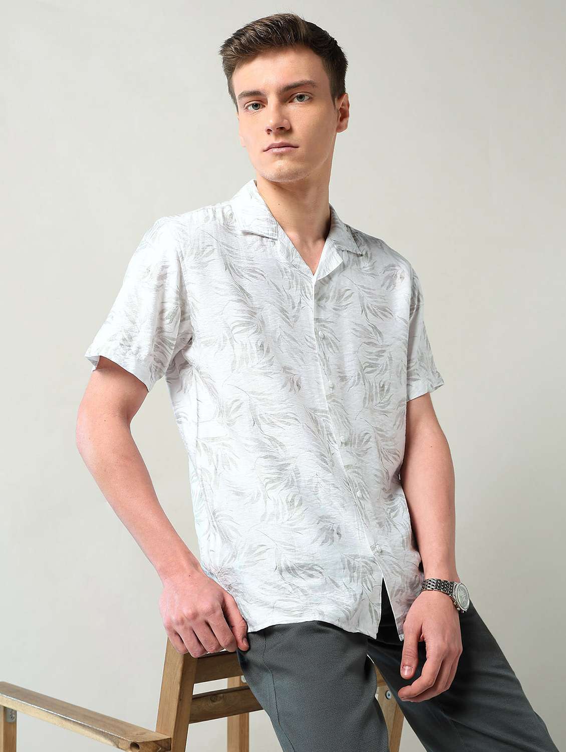 men printed short sleeve slim fit casual shirt