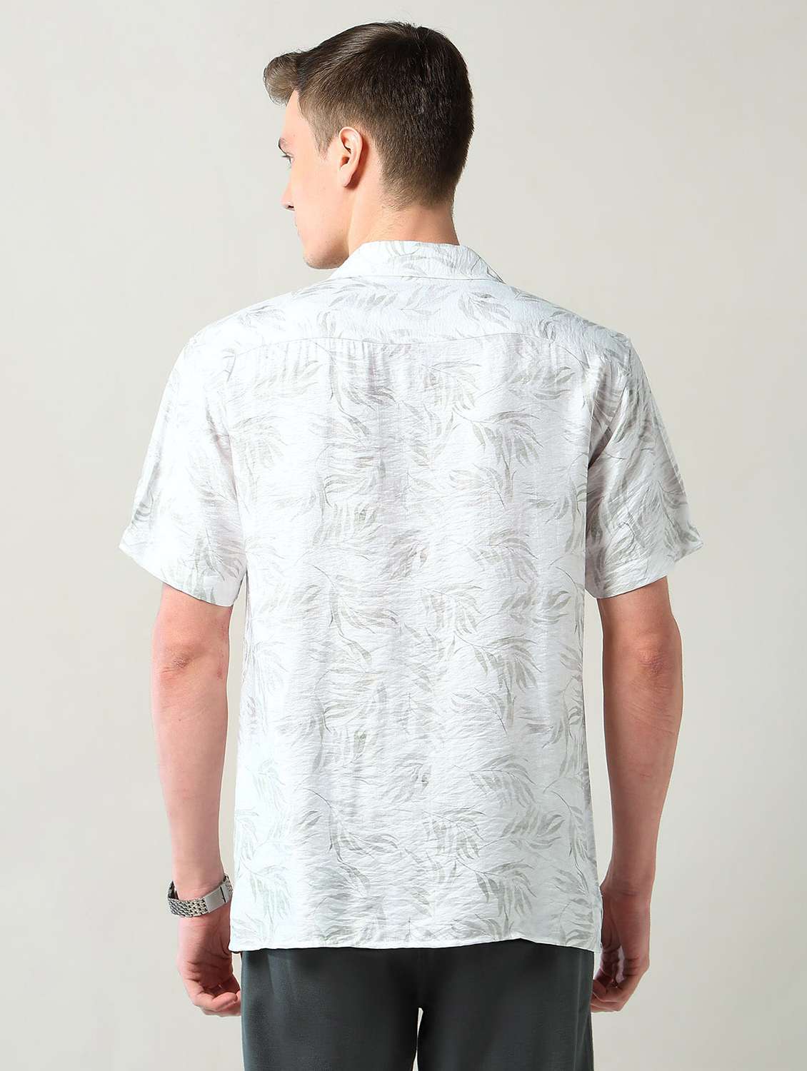 men printed short sleeve slim fit casual shirt - 22240625 -  Standard Image - 3