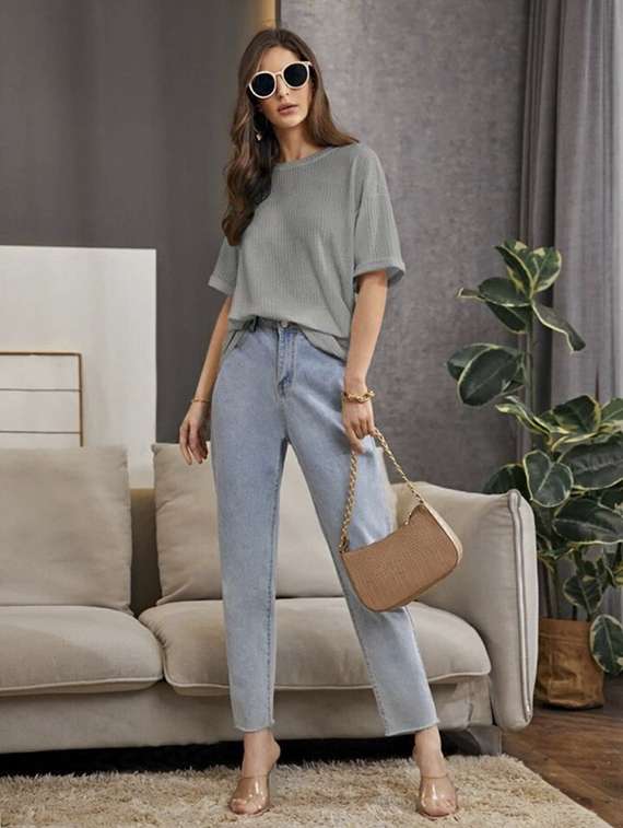 women solid short sleeve oversized t-shirt - 22240670 -  Standard Image - 3