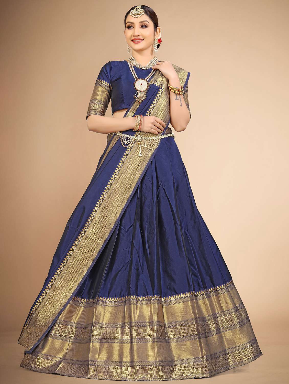women self design unstitched lehenga choli