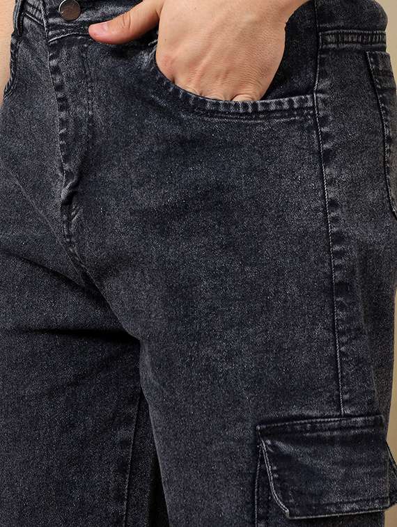 men solid mid rise regular fit cargo - 22241047 -  Standard Image - 3