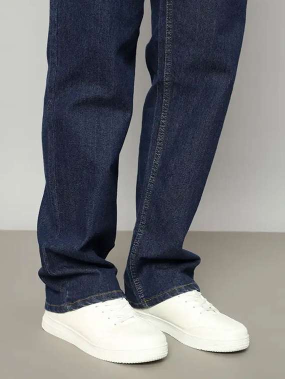 men plain mid rise relaxed fit jeans - 22241099 -  Standard Image - 3