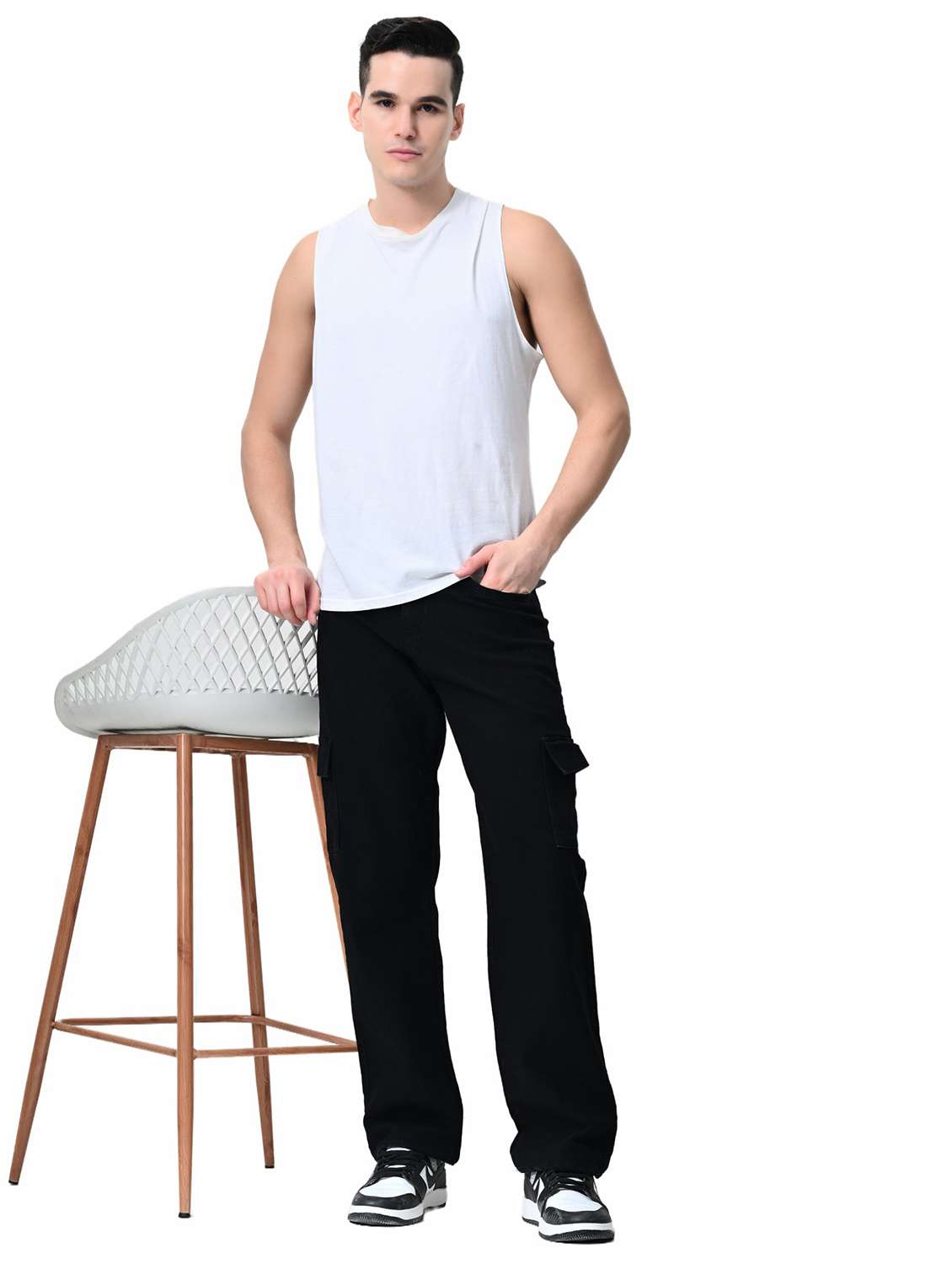 men solid mid rise relaxed fit cargo - 22241325 -  Standard Image - 3