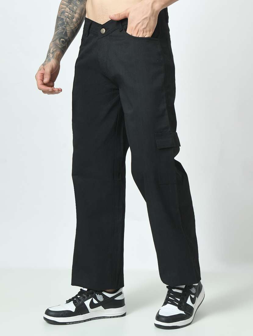 men solid mid rise relaxed fit cargo