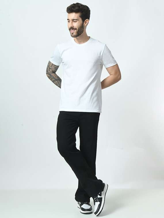 men plain mid rise relaxed fit jeans - 22241361 -  Standard Image - 3