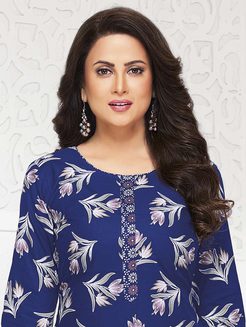 women floral three quarter sleeve kurta patiala with dupatta set - 22241977 -  Standard Image - 3