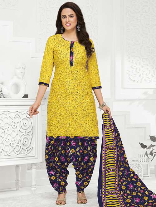 women printed three quarter sleeve kurta patiala with dupatta set - 22241996 -  Standard Image - 0