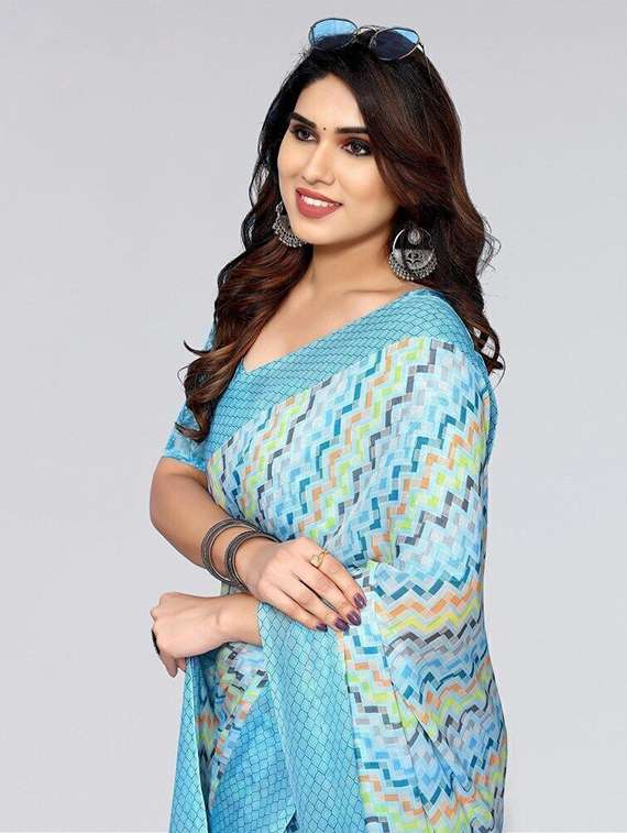 women printed casual wear saree with blouse - 22243506 -  Standard Image - 3