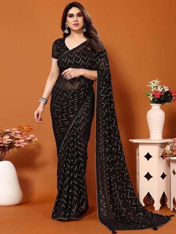 women printed casual wear saree with blouse