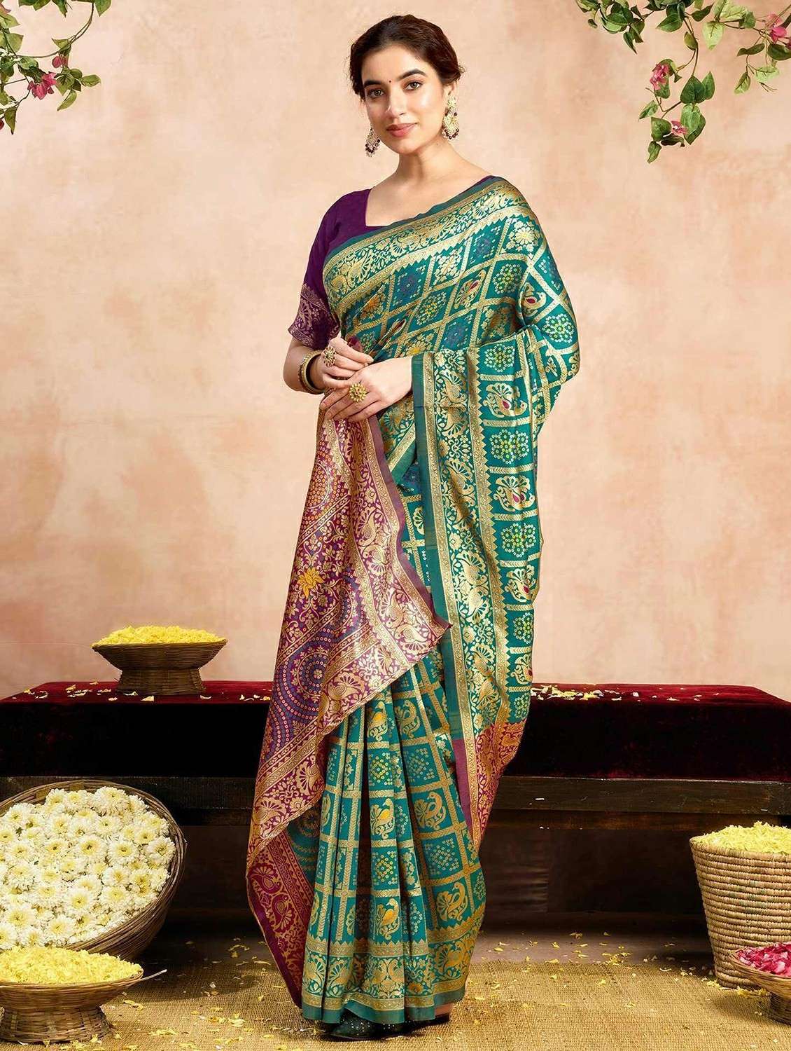 women self design banarasi saree with blouse
