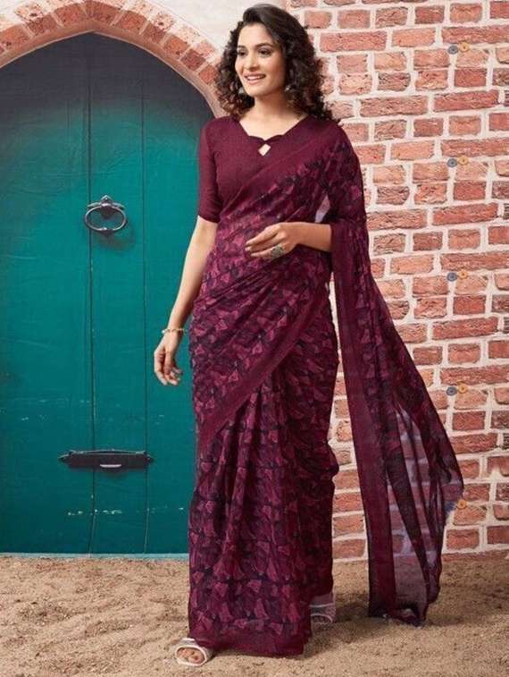 women printed casual wear saree with blouse