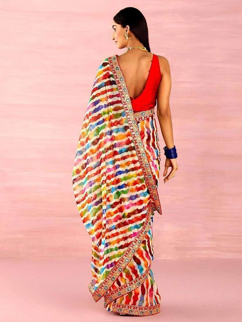 women printed casual wear saree with blouse - 22243600 -  Standard Image - 3