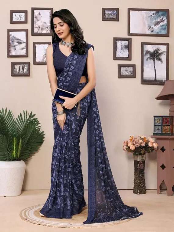 women printed casual wear saree with blouse