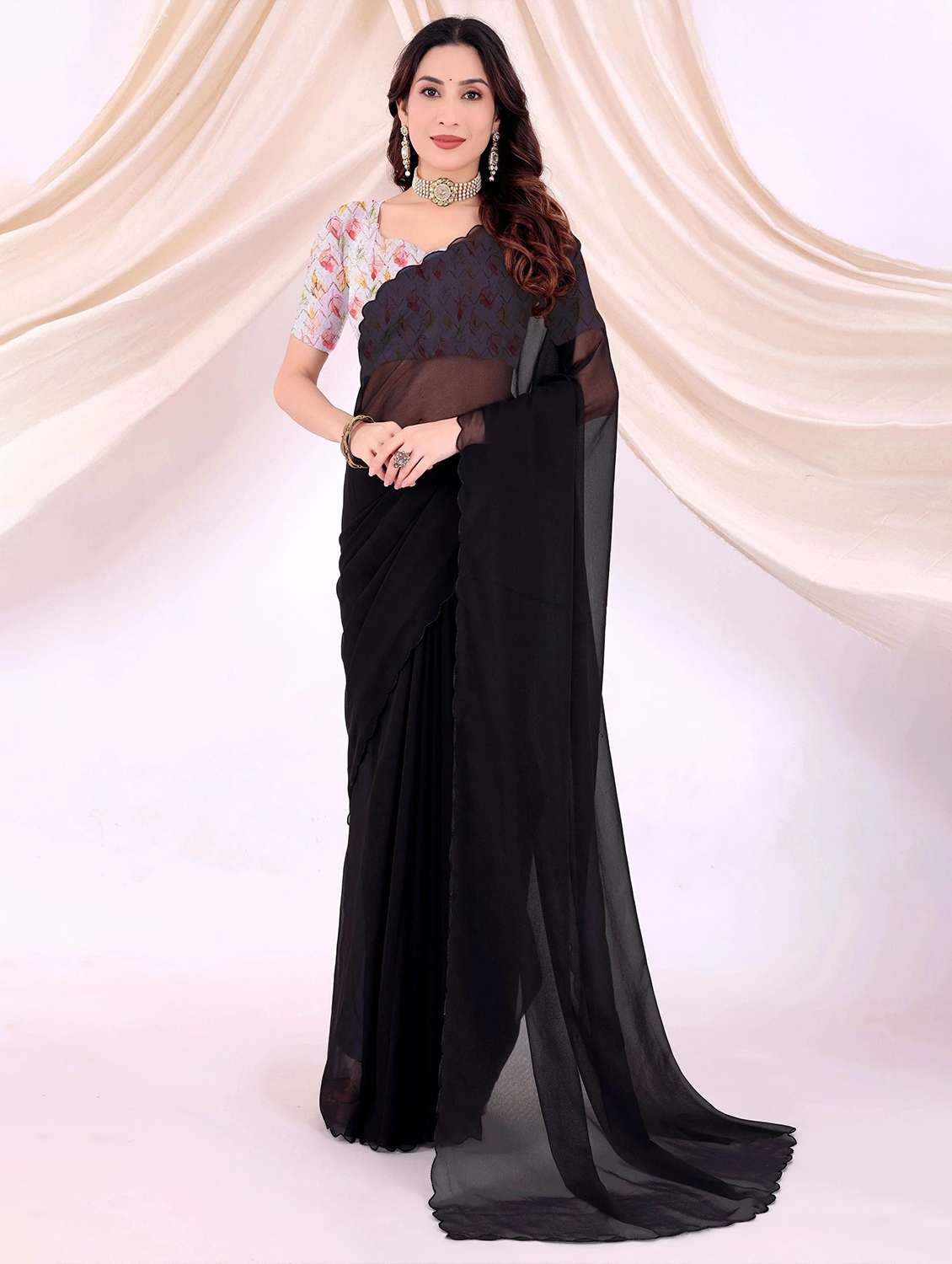 women solid plain saree with blouse - 22243622 -  Zoom Image - 0