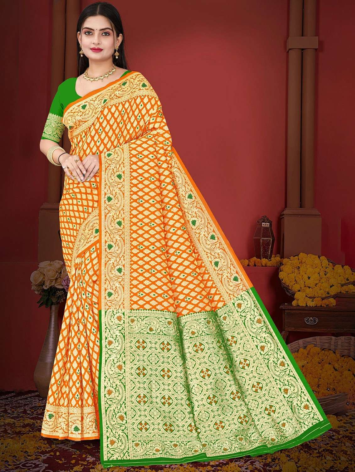 women self design banarasi saree with blouse