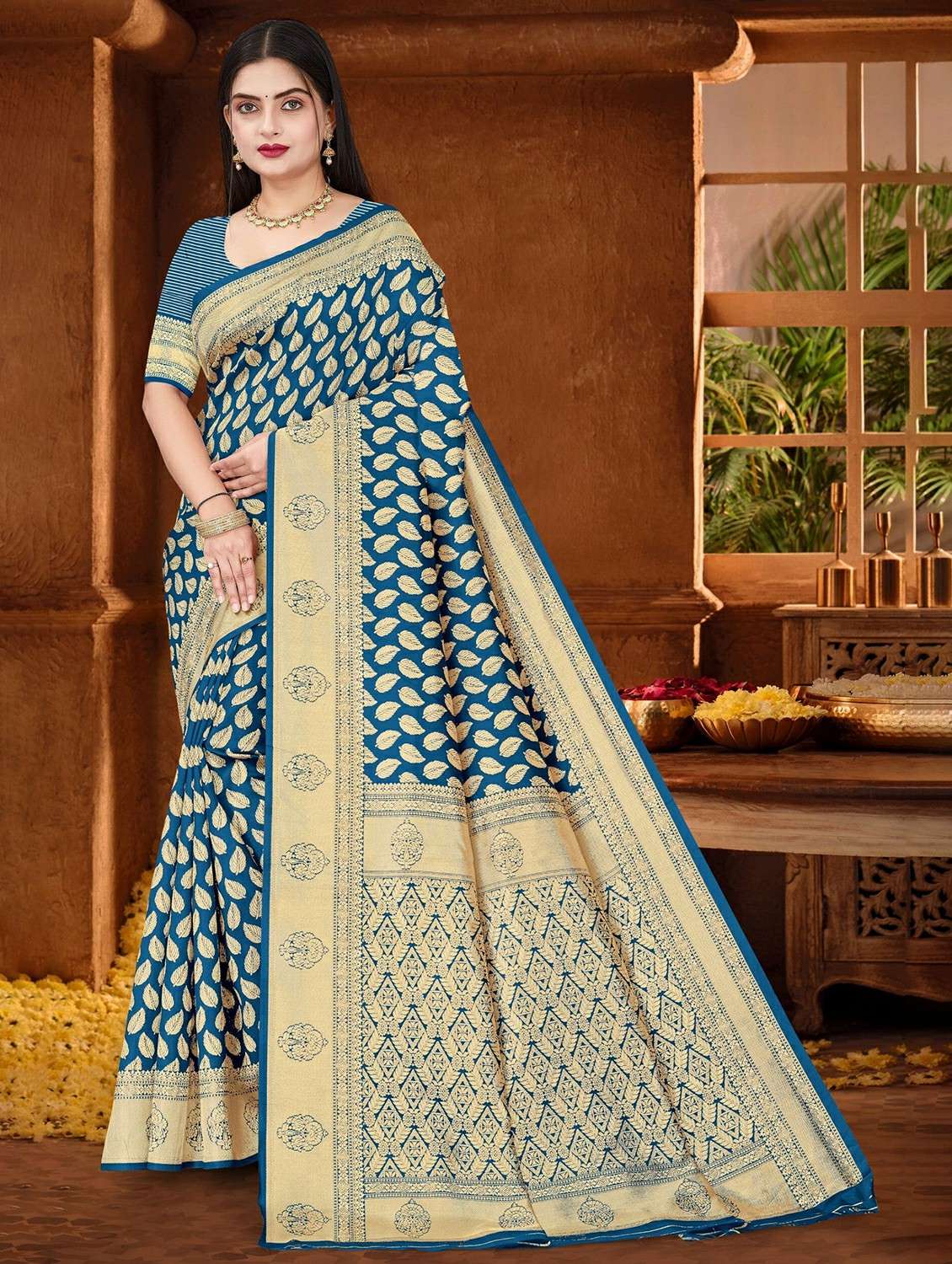 women self design banarasi saree with blouse