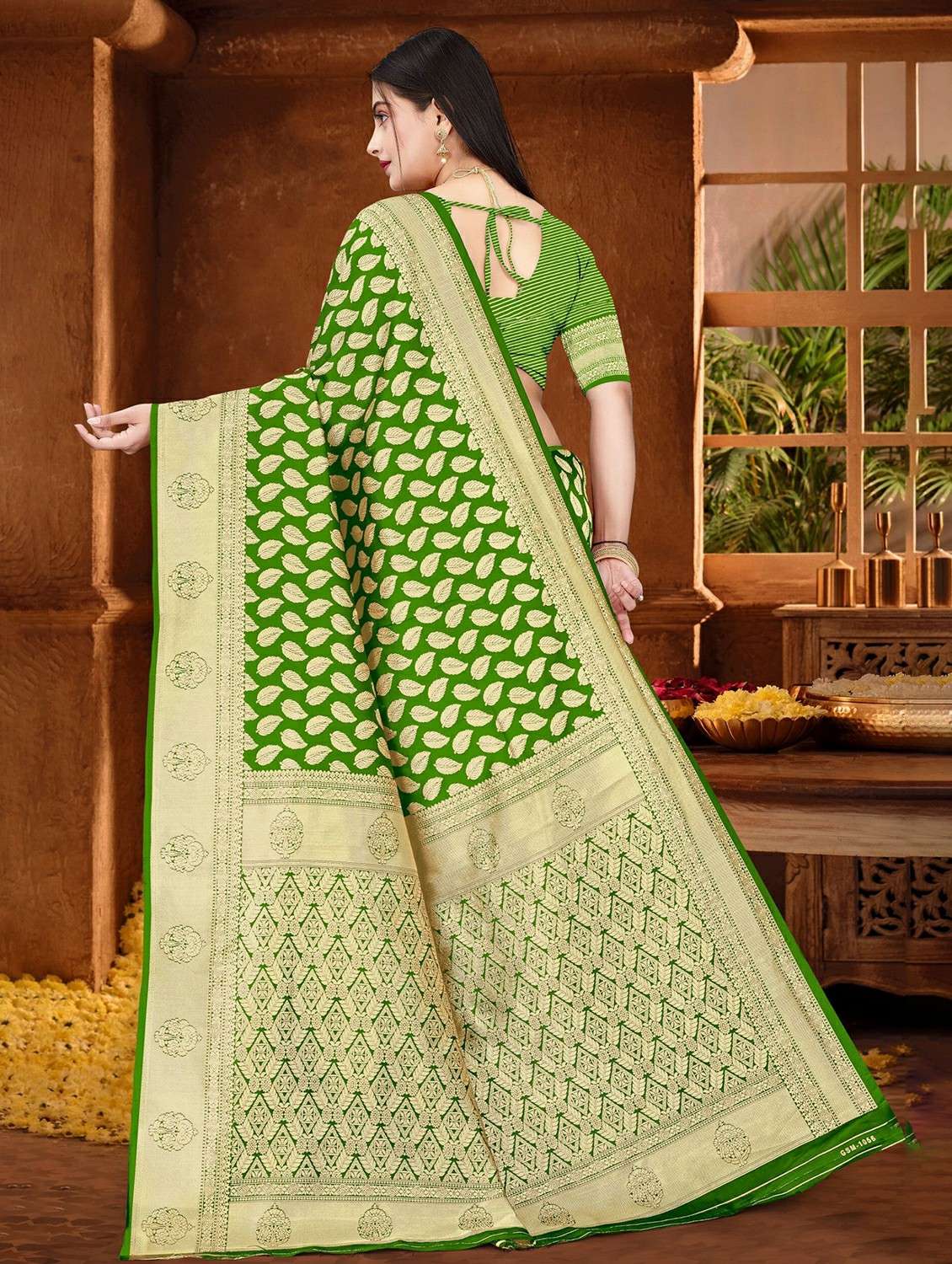 women self design banarasi saree with blouse - 22243633 -  Standard Image - 3
