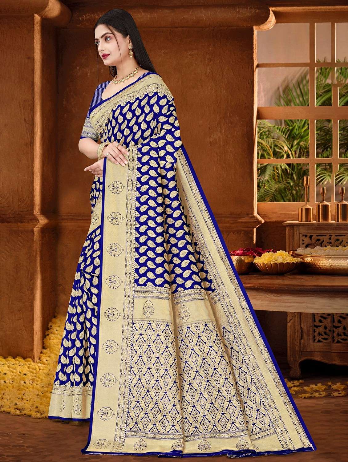 women self design banarasi saree with blouse - 22243635 -  Standard Image - 3