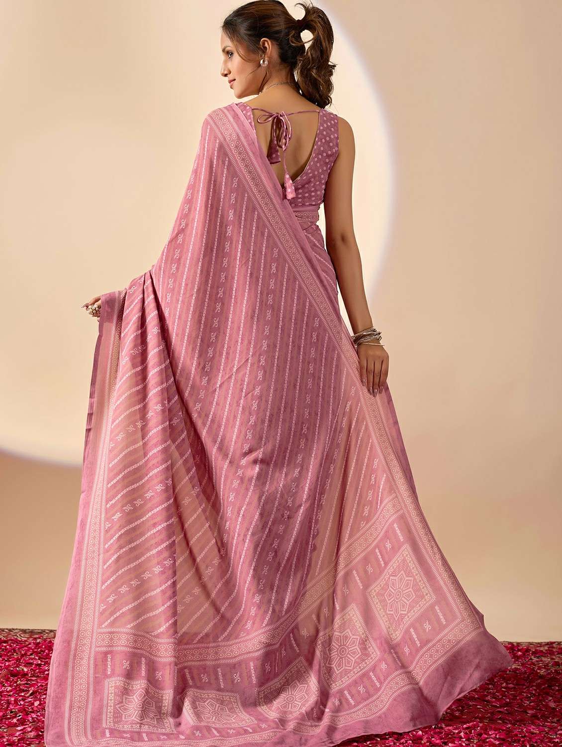 women printed ready to wear saree with blouse - 22244003 -  Standard Image - 3