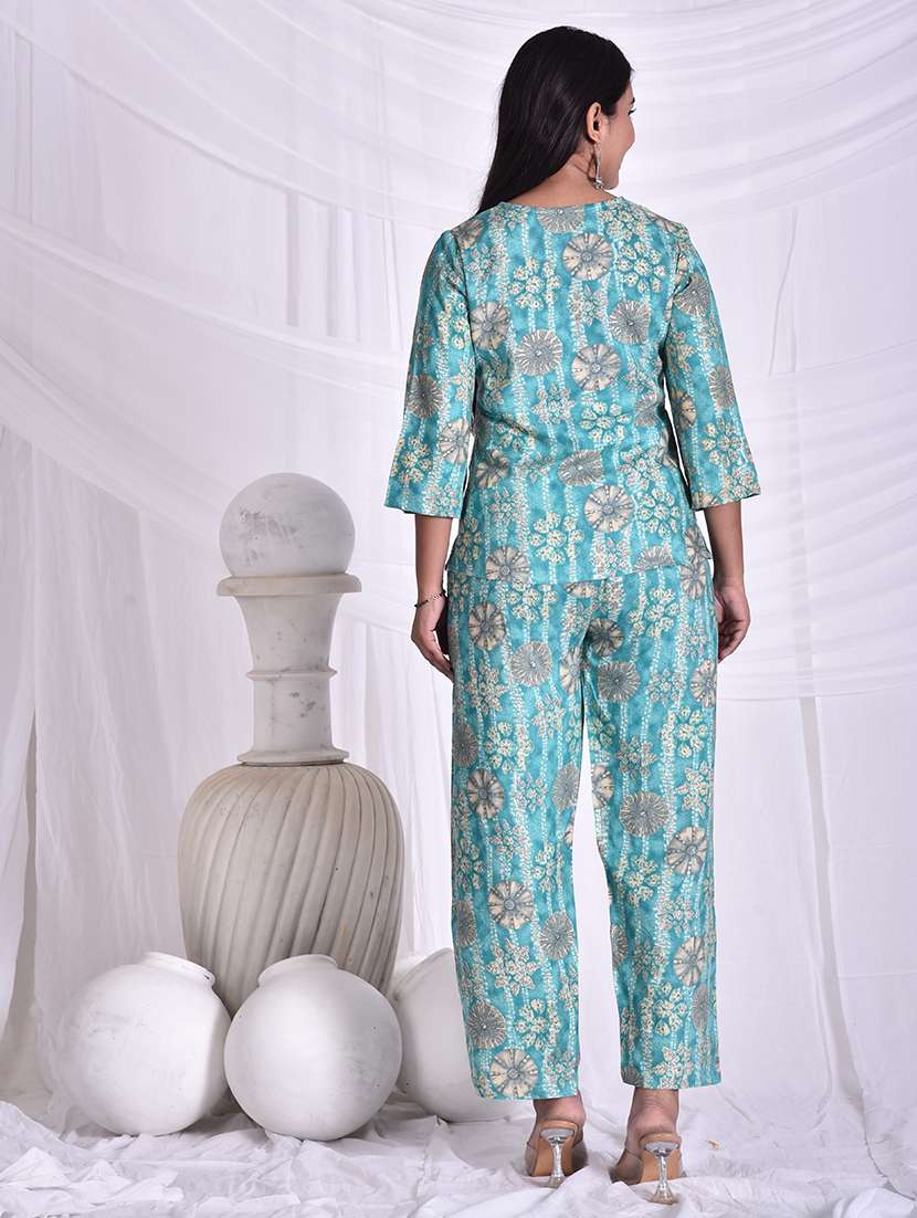 women printed top and trouser co-ord set - 22244034 -  Standard Image - 3