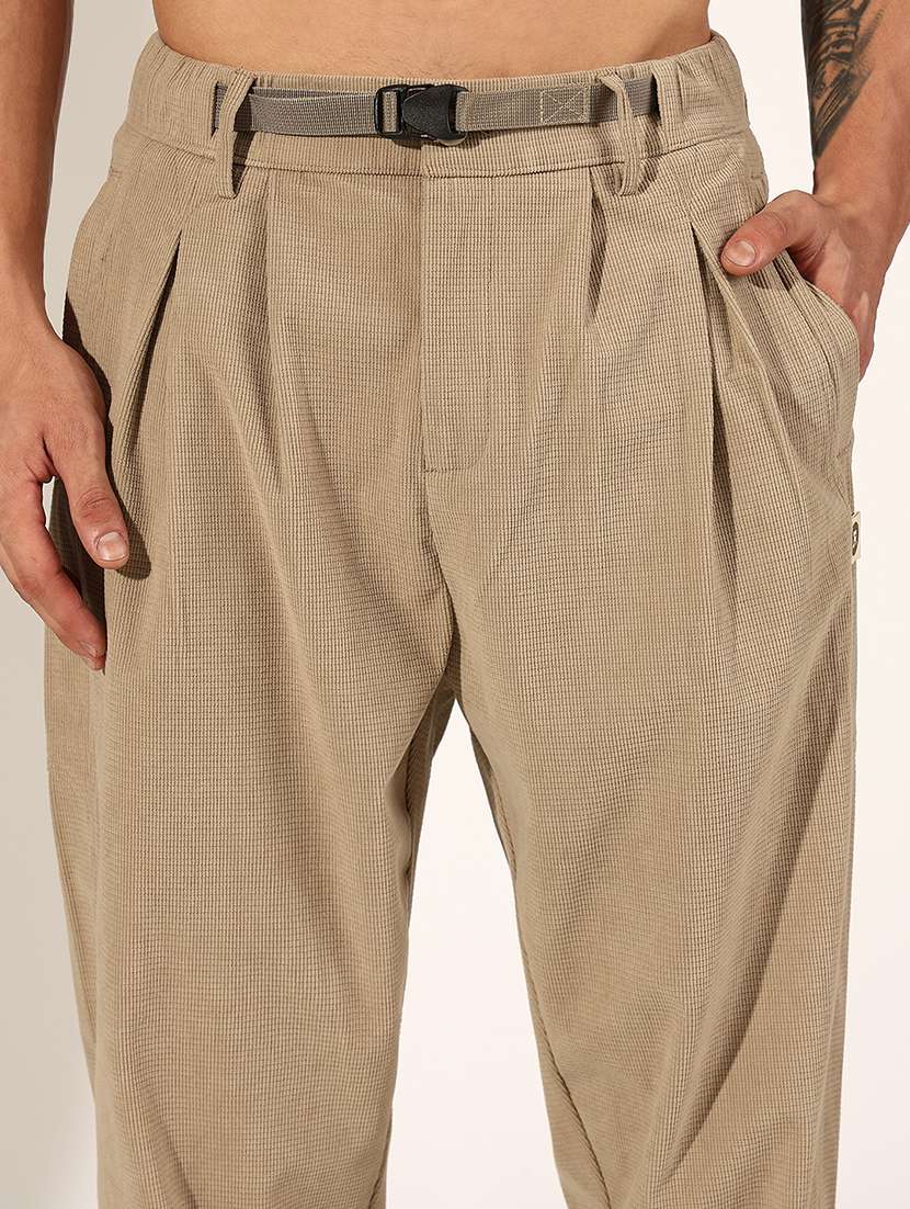 men solid mid rise pleated chinos - 22244228 -  Standard Image - 5