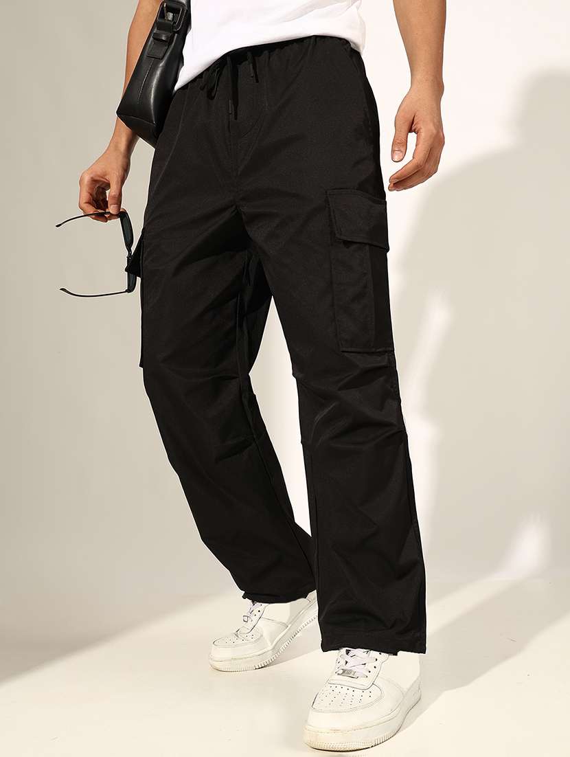 men solid mid rise relaxed fit cargo