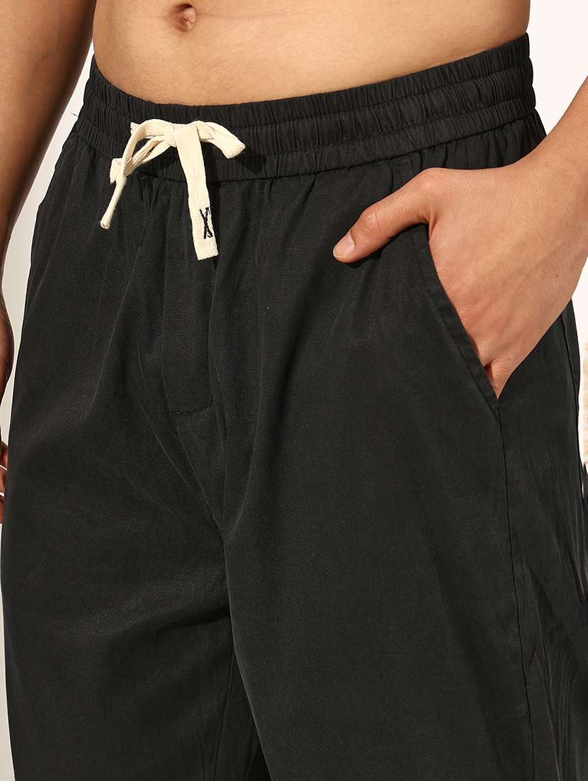 men solid mid rise straight fit chinos  - 22244242 -  Standard Image - 5