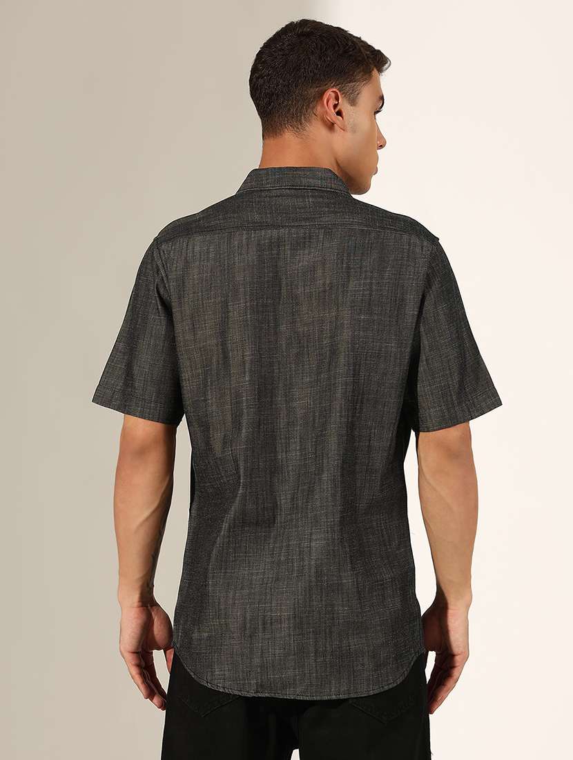 Men Solid Short Sleeve Regular Fit Casual Shirt - 22244268 -  Standard Image - 3