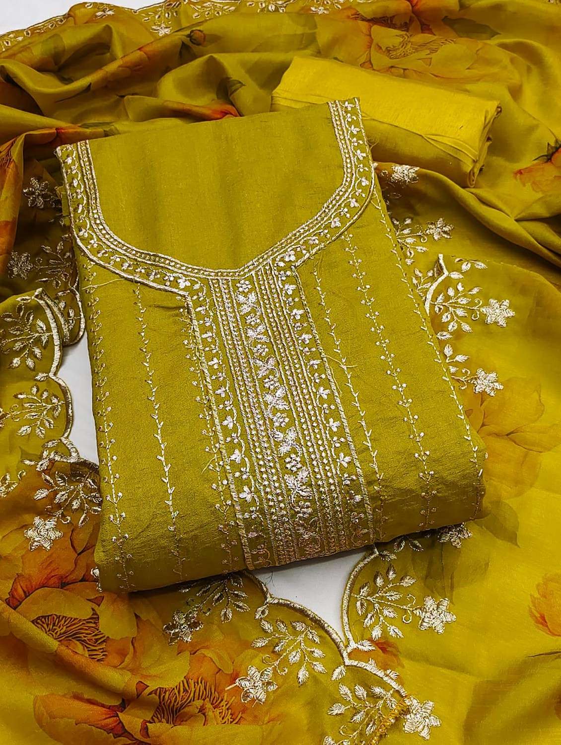 women solid with work unstitched suit set - 22244346 -  Standard Image - 3